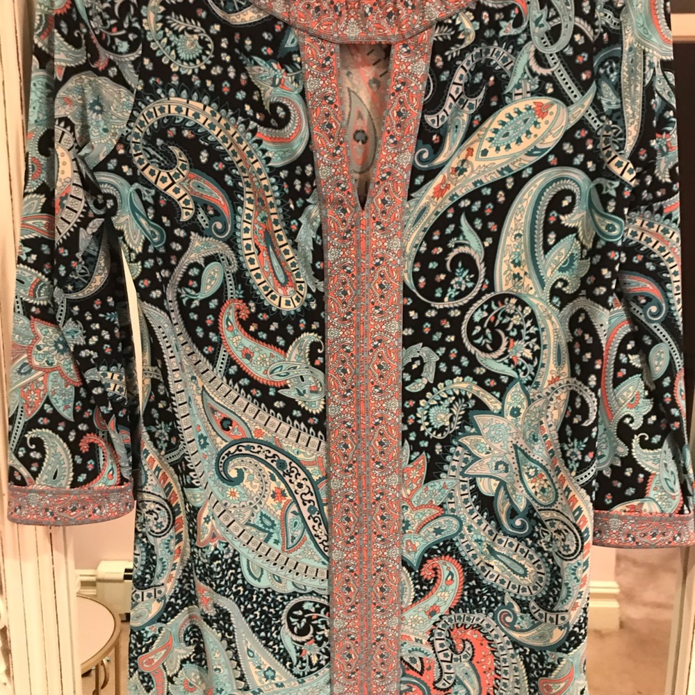 BCBG MaxAzria - Picture 2 of 5